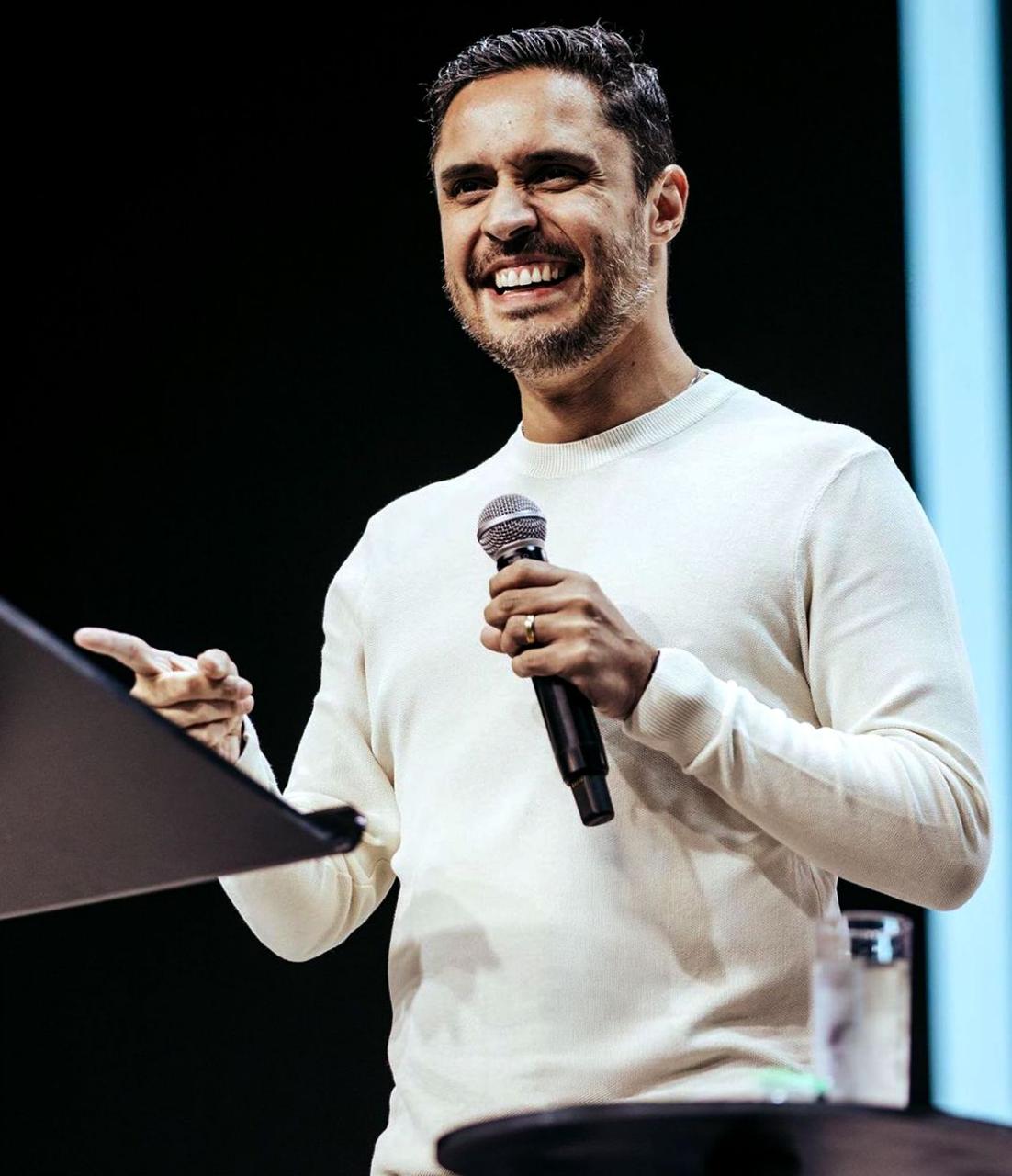 Rodrigo Soeiro — Preletor da Conferência Revitalização